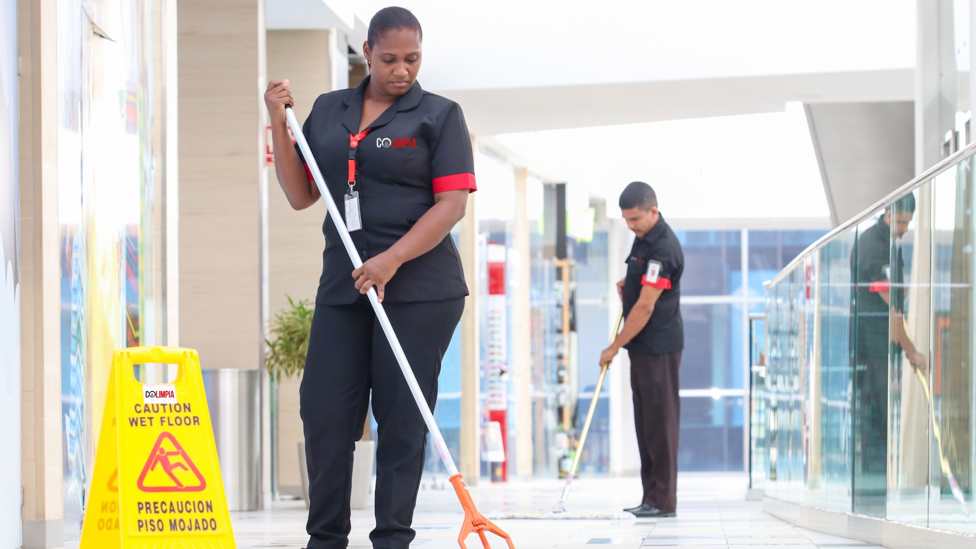 Ventajas de contratar una empresa de limpieza en Colombia